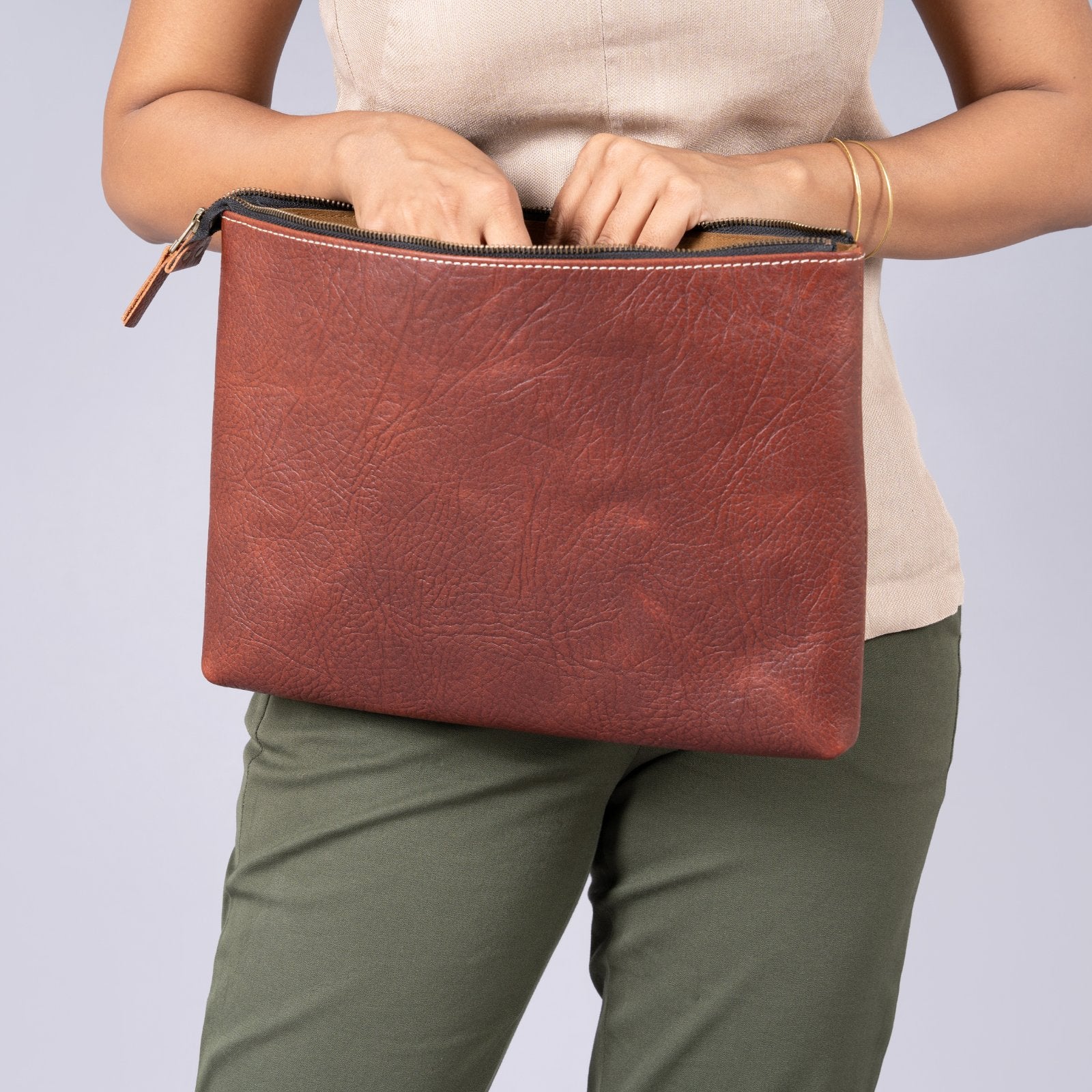 Vintage Laptop Sleeve Leather Laptop Sleeve | Bear Necessities Pakistan