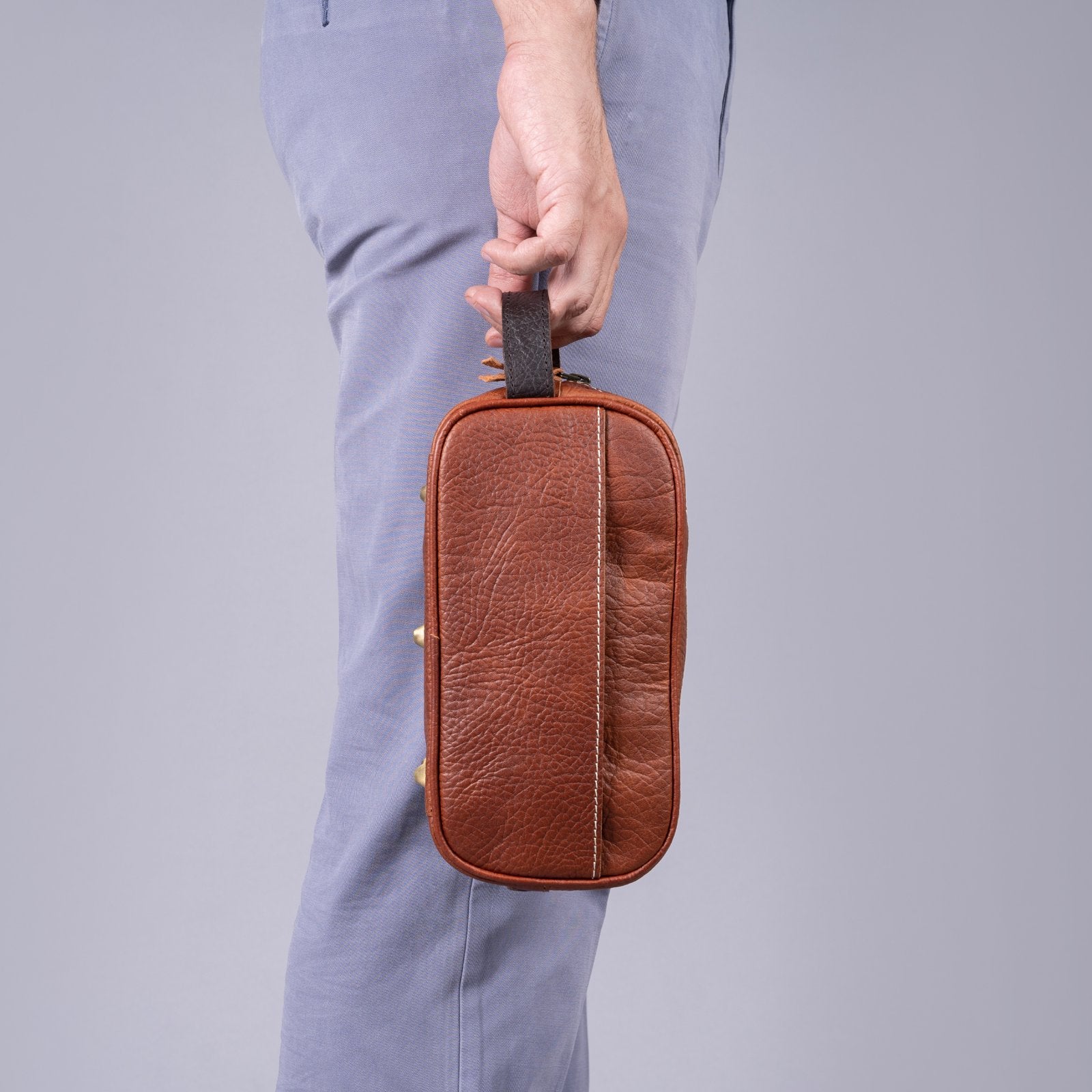 Atom Dopp Kit Leather Toiletries Bag | Bear Necessities Pakistan