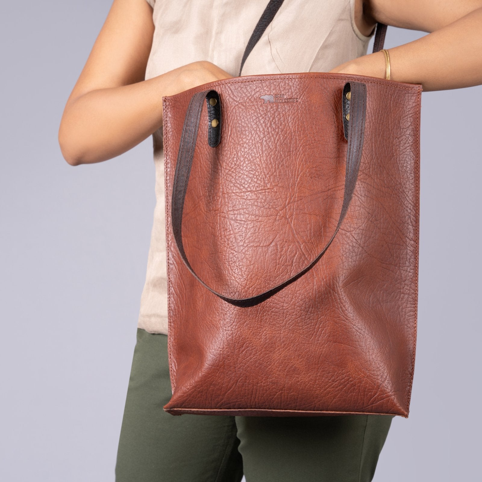 Basic Tote Leather Tote | Bear Necessities Pakistan