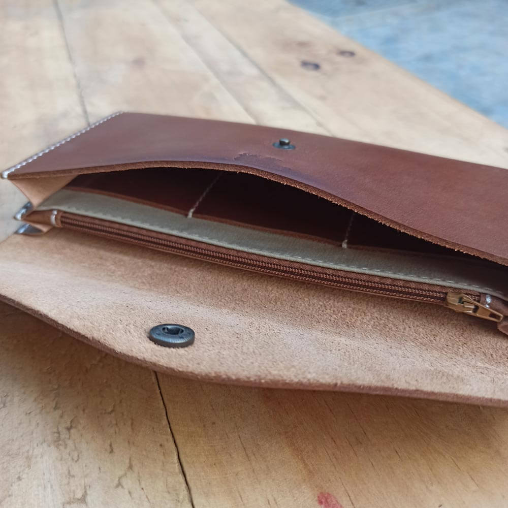 Mehru Leather Women's wallets | Bear Necessities Pakistan